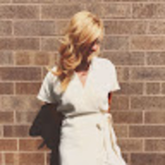 Meet your Posher, Amy - Picture 1 of 1